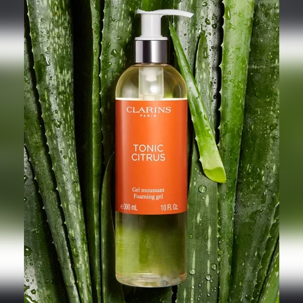 New Clarins Tonic Citrus Body Foaming Gel, 10oz/ 300ml - Picture 1 of 7